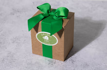 Load image into Gallery viewer, Classic White Pistachio Toffee