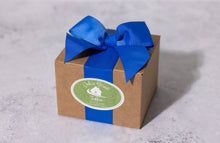 Load image into Gallery viewer, Classic White Pistachio Toffee