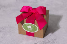 Load image into Gallery viewer, Classic White Pistachio Toffee