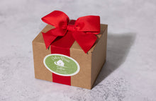 Load image into Gallery viewer, Classic White Pistachio Toffee